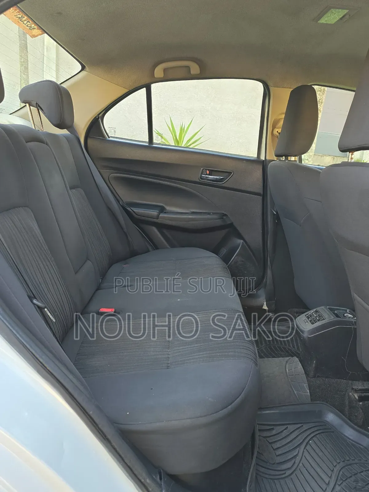 Suzuki Dzire 2023 Blanc