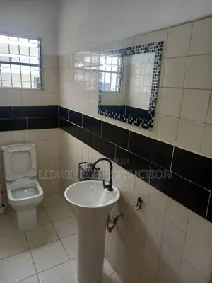 3chbre Villa dans Deux Plateaux à Vendre