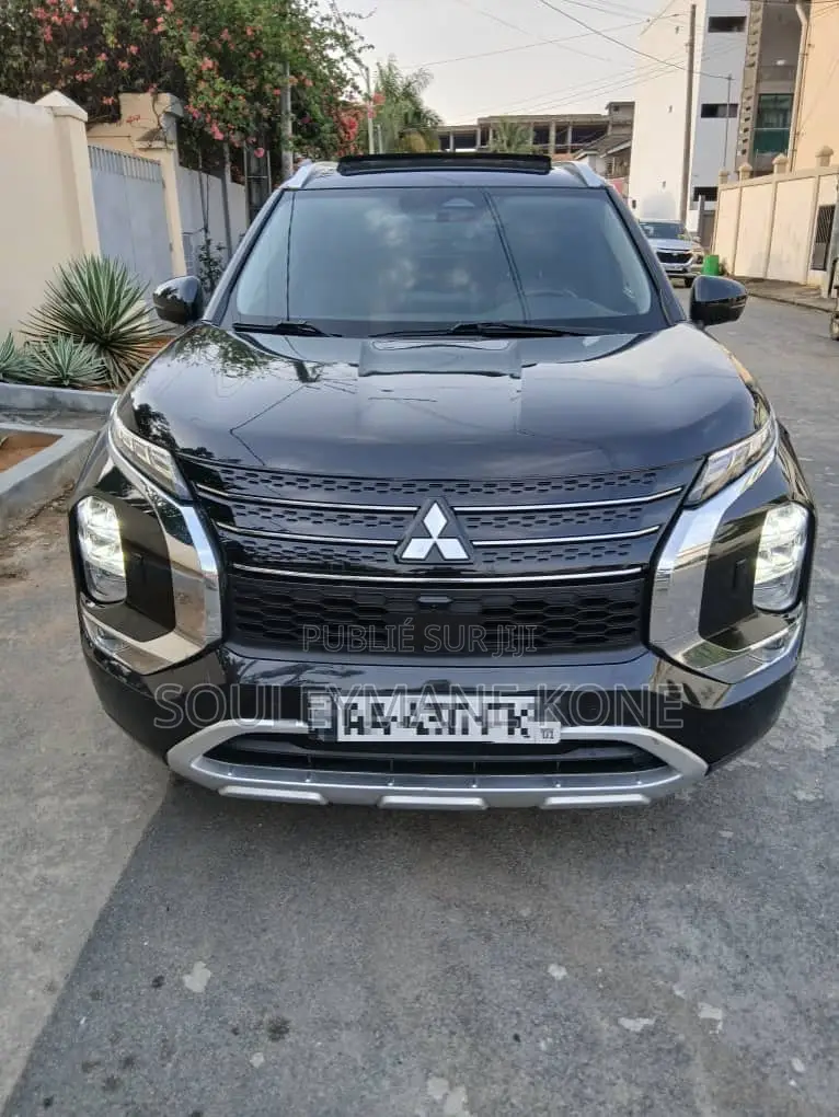 Mitsubishi Outlander 2025 Noir