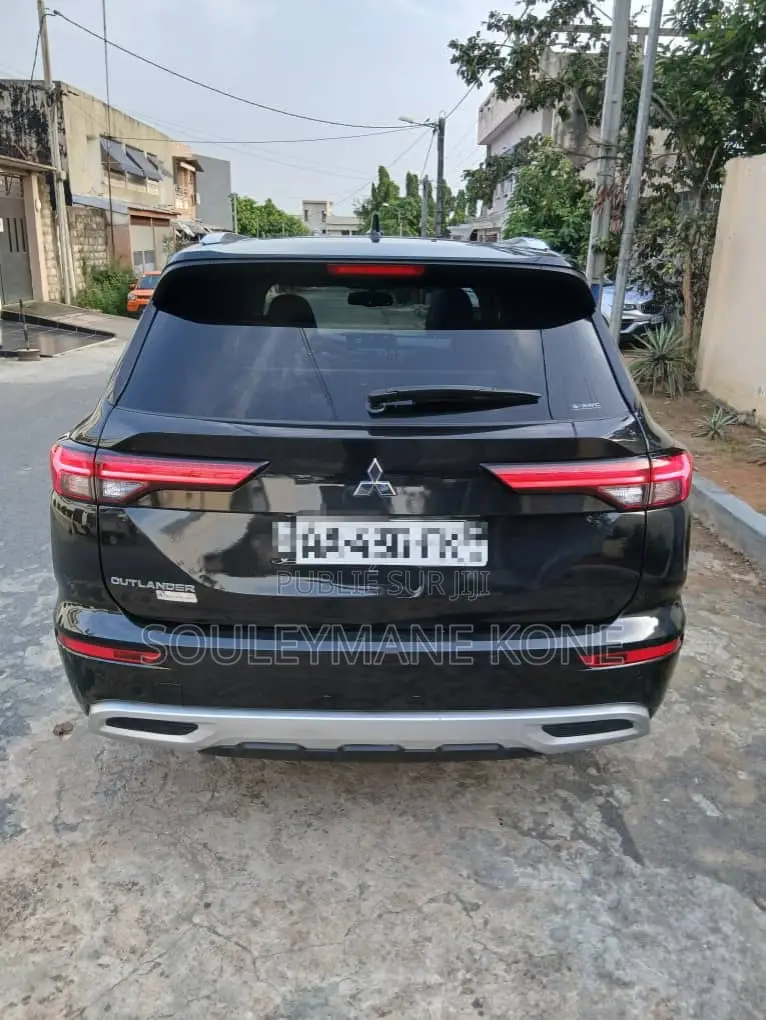 Mitsubishi Outlander 2025 Noir