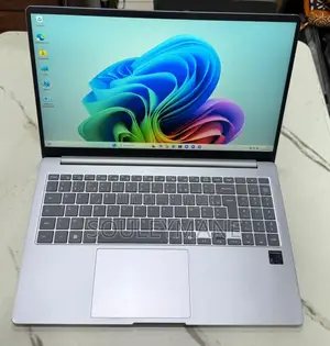 Samsung X22 16GB Qualcomm Snapdragon X Plus SSD 256GB