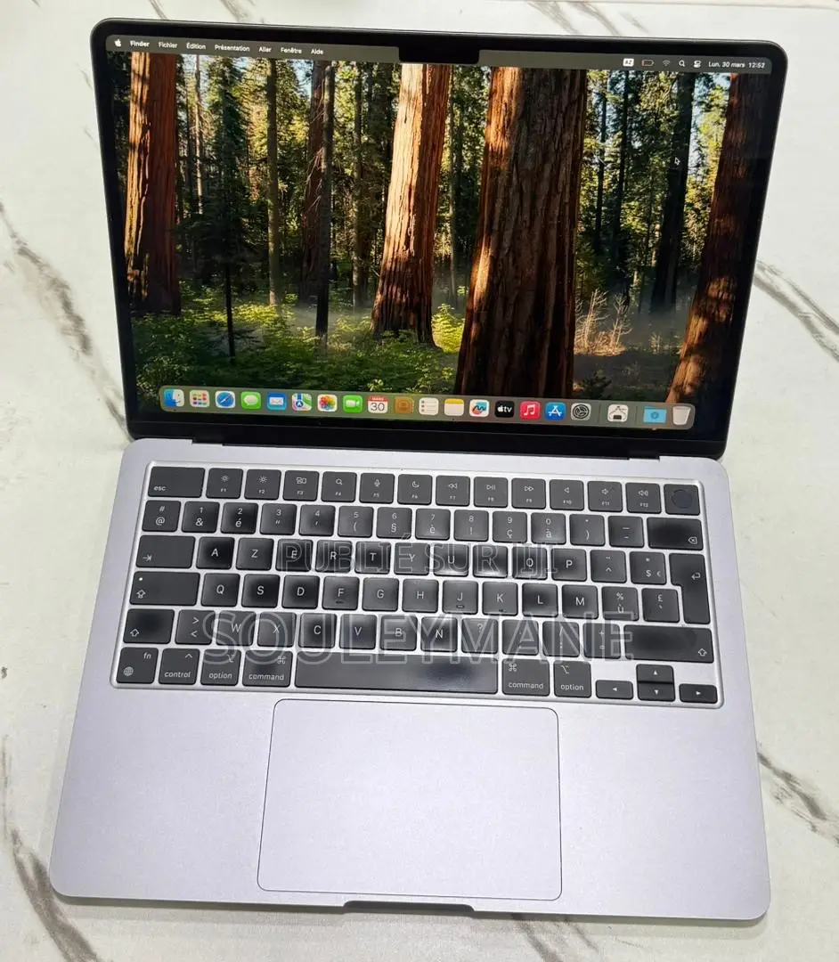 Ordinateur portable Apple MacBook Air 2022 M2 16GB Apple M2 SSD 1T