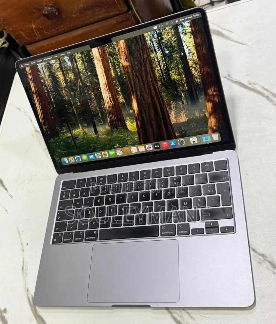 Ordinateur portable Apple MacBook Air 2022 M2 16GB Apple M2 SSD 1T