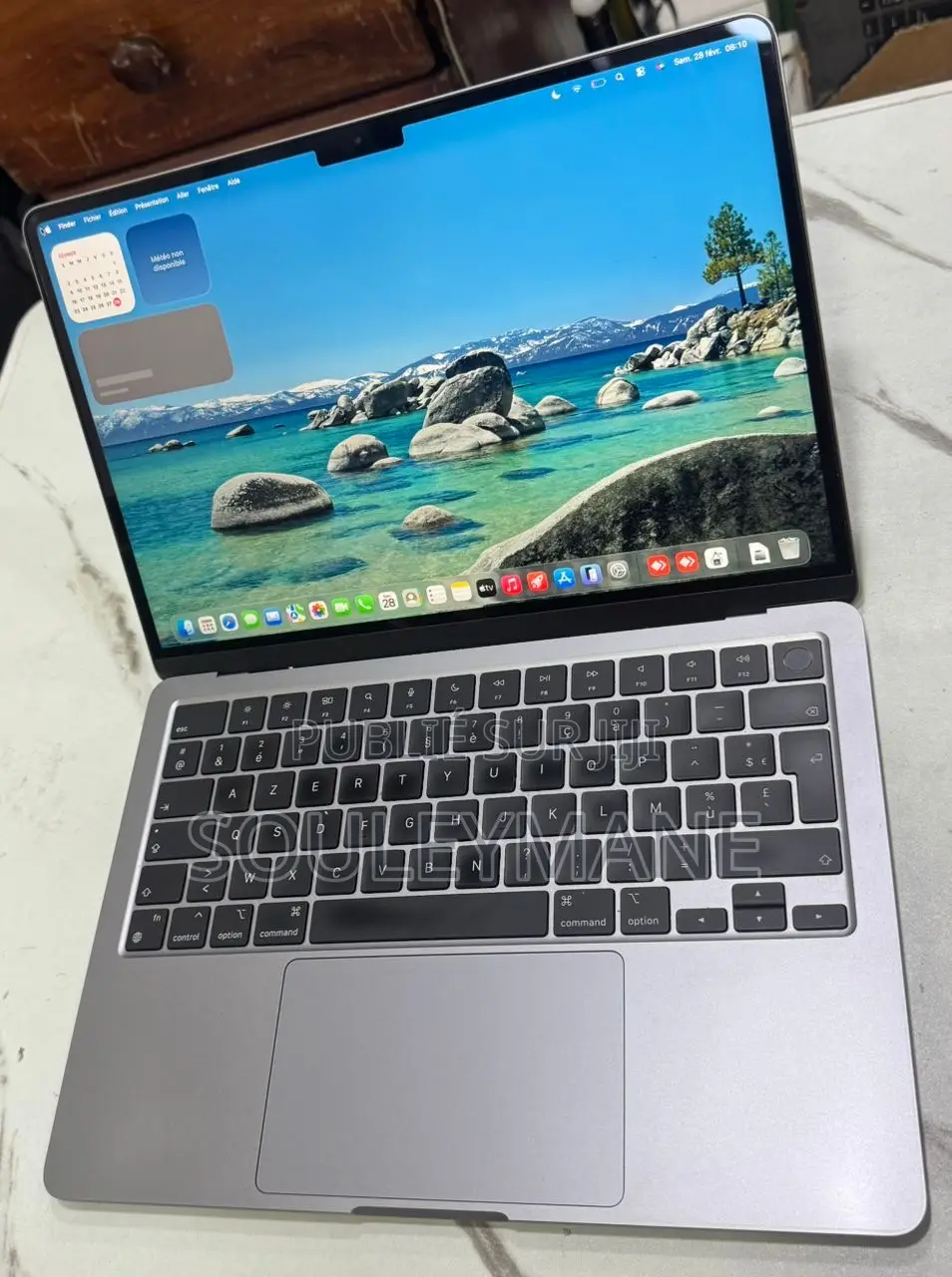 Apple MacBook Air 2024 M3 13-inch 16GB Apple M3 SSD 256GB