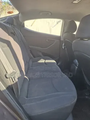 Hyundai Elantra Limited 4dr Sedan (1.8L 4cyl 6A) 2014 Gris