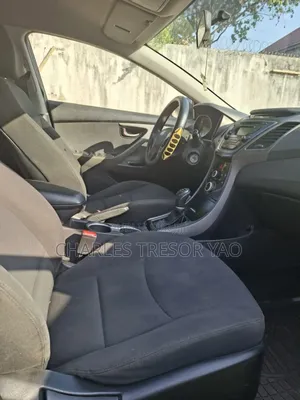 Hyundai Elantra Limited 4dr Sedan (1.8L 4cyl 6A) 2014 Gris