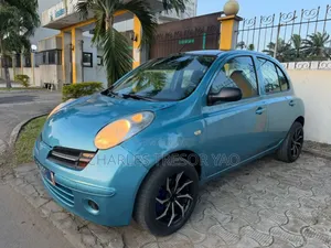 Nissan Micra 2005 Bleu