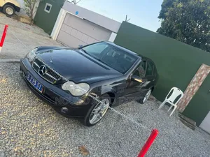 Mercedes-Benz C200 2004 Noir