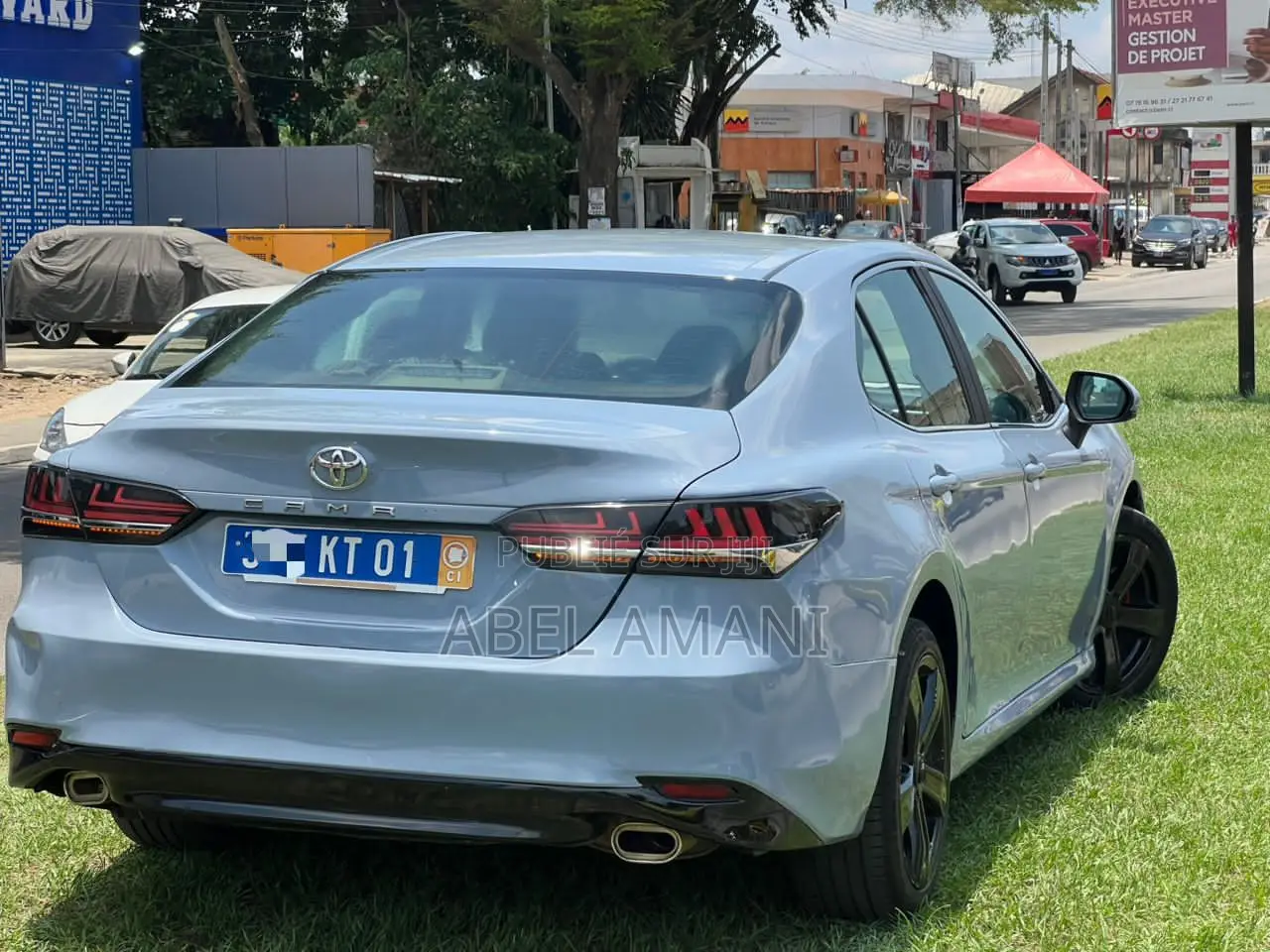 Toyota Camry 2019 Gris