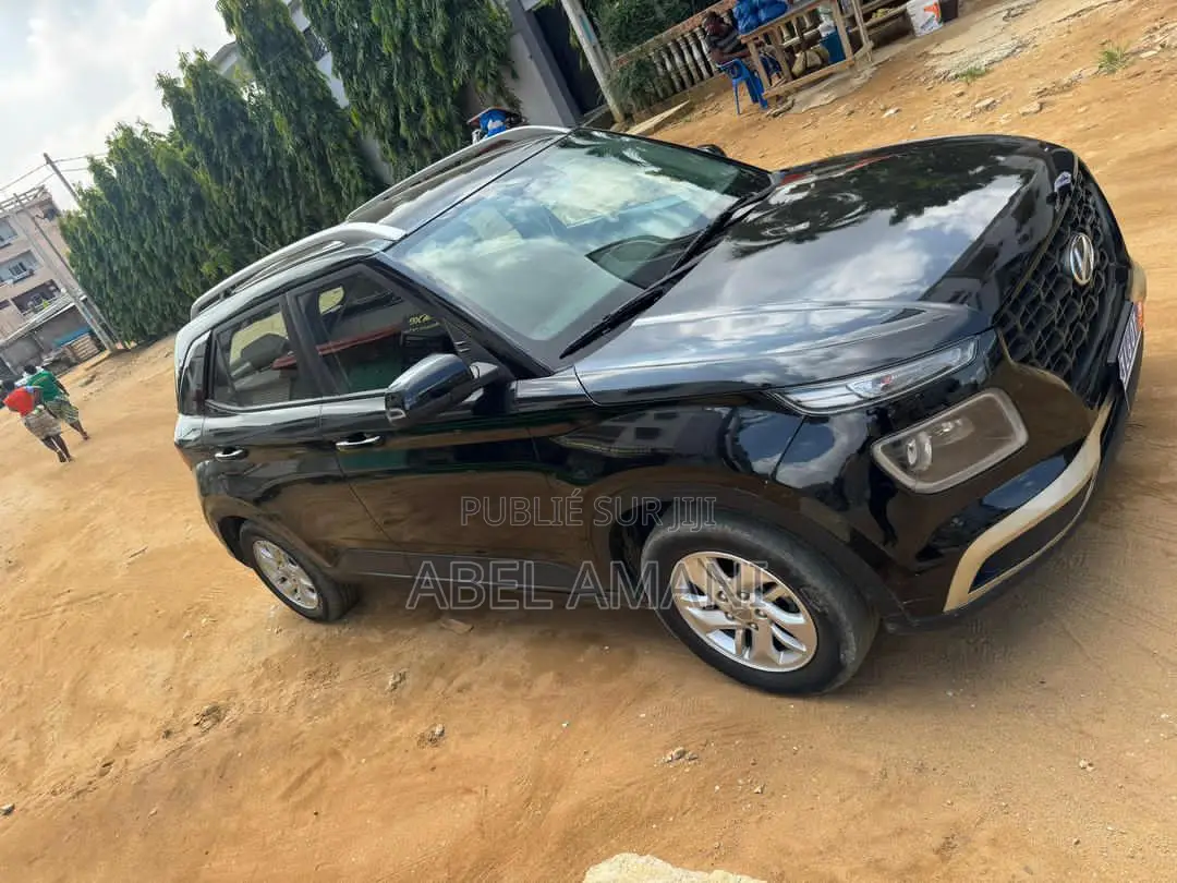 Hyundai Venue 2022 Noir Mat