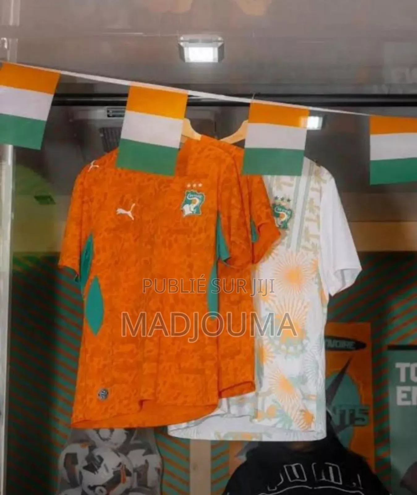 Nouveau Maillots Des Éléphants