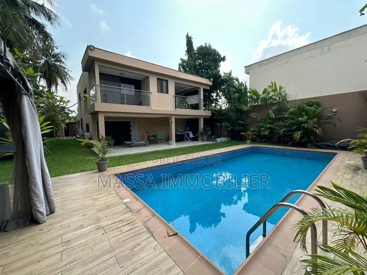 4chbre Villa dans Massa Immobilier, Cocody à Louer