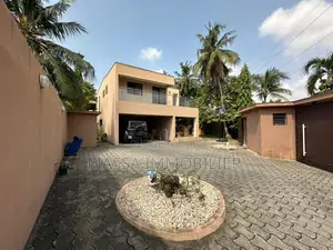 4chbre Villa dans Massa Immobilier, Cocody à Louer