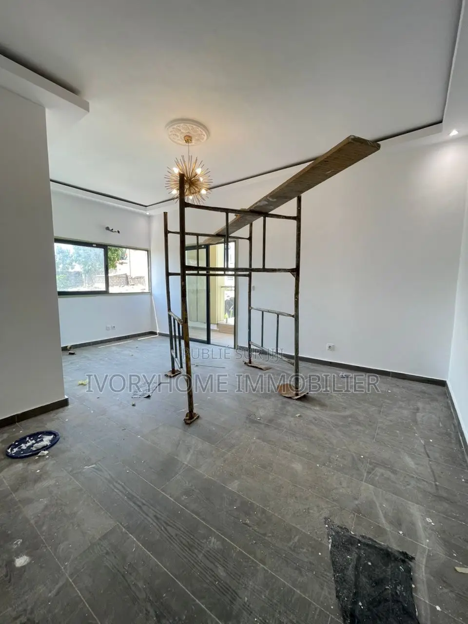 5chbre Duplex dans Cocody à Vendre