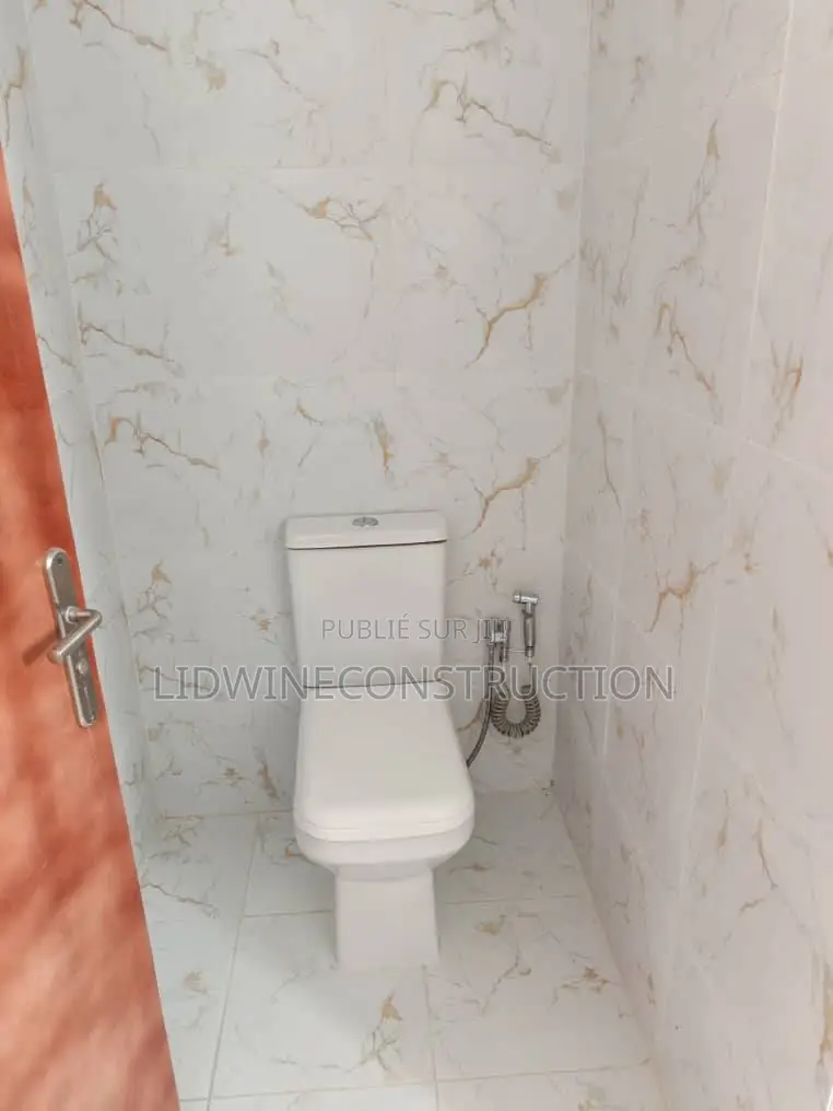 1chbre Appartement dans Bingerville à Vendre