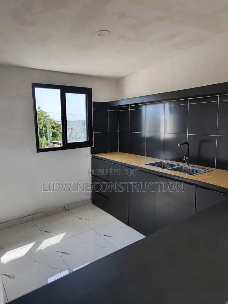 1chbre Appartement dans Bingerville à Vendre