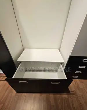 Ensemble Meuble Chambre 2 Armoires, 1 Coffre, 1 Caisson De Bureau
