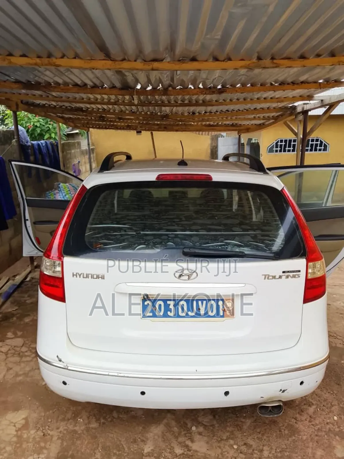 Hyundai Elantra Touring SE 2010 Blanc
