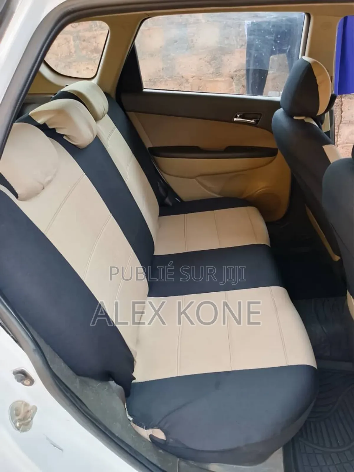 Hyundai Elantra Touring SE 2010 Blanc