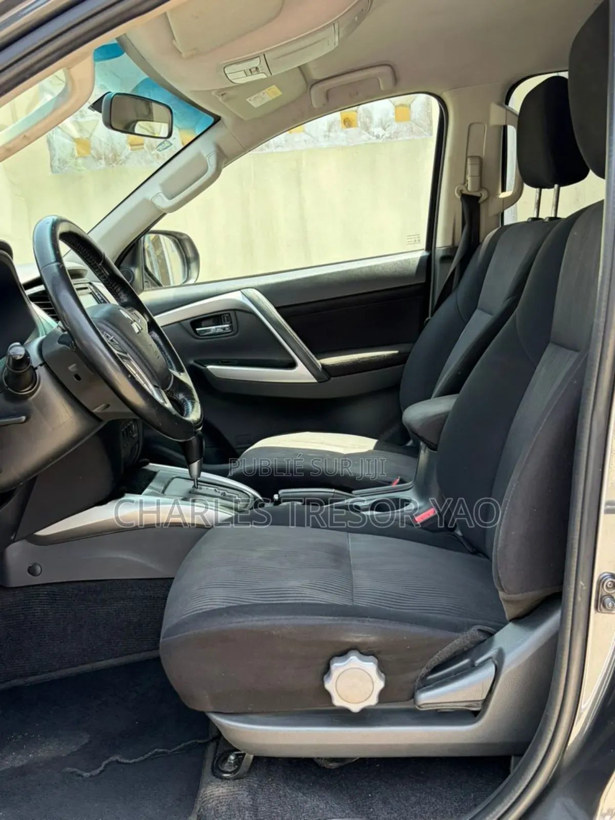 Mitsubishi Montero 2022 Argenté