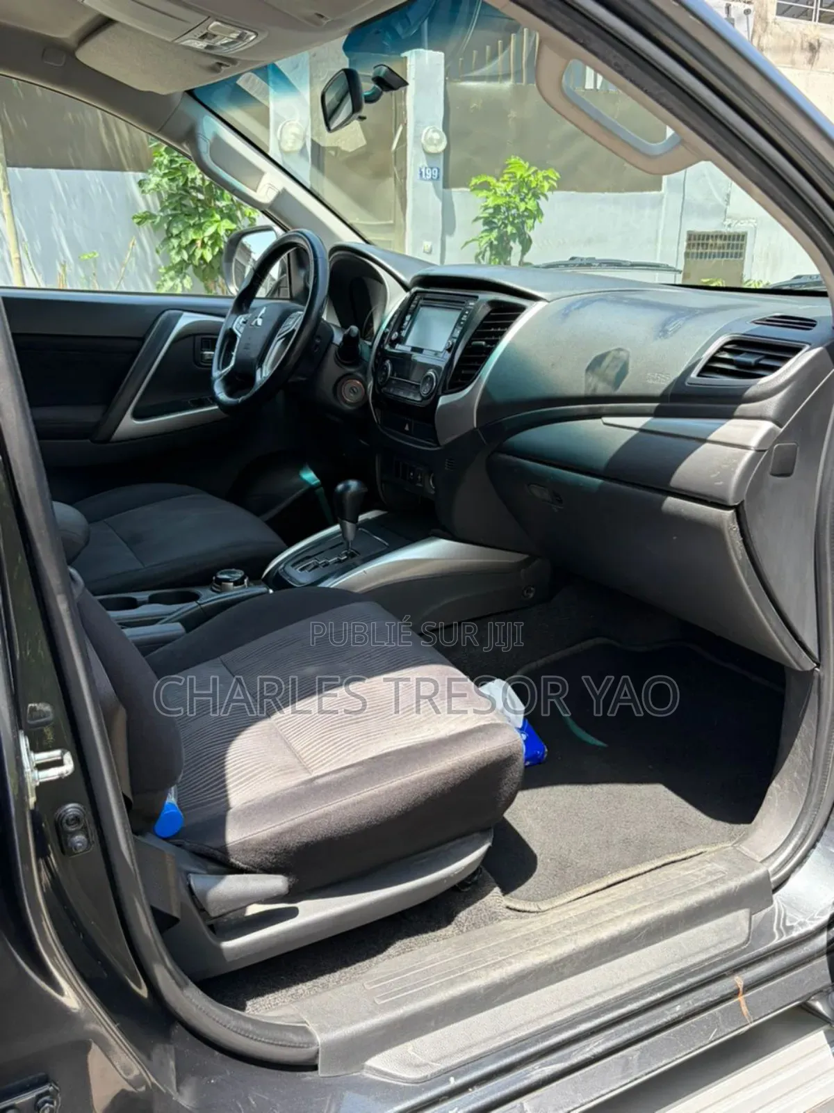 Mitsubishi Montero 2022 Argenté