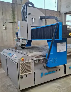 Fraiseuse CNC