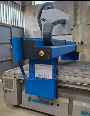 Fraiseuse CNC