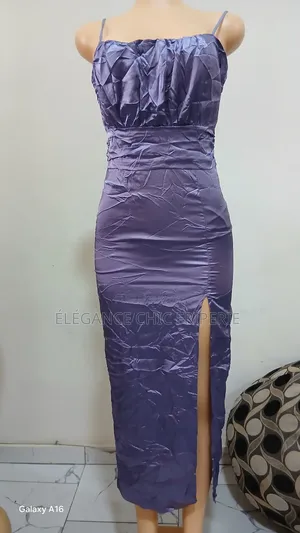 Belle Robe Disponible