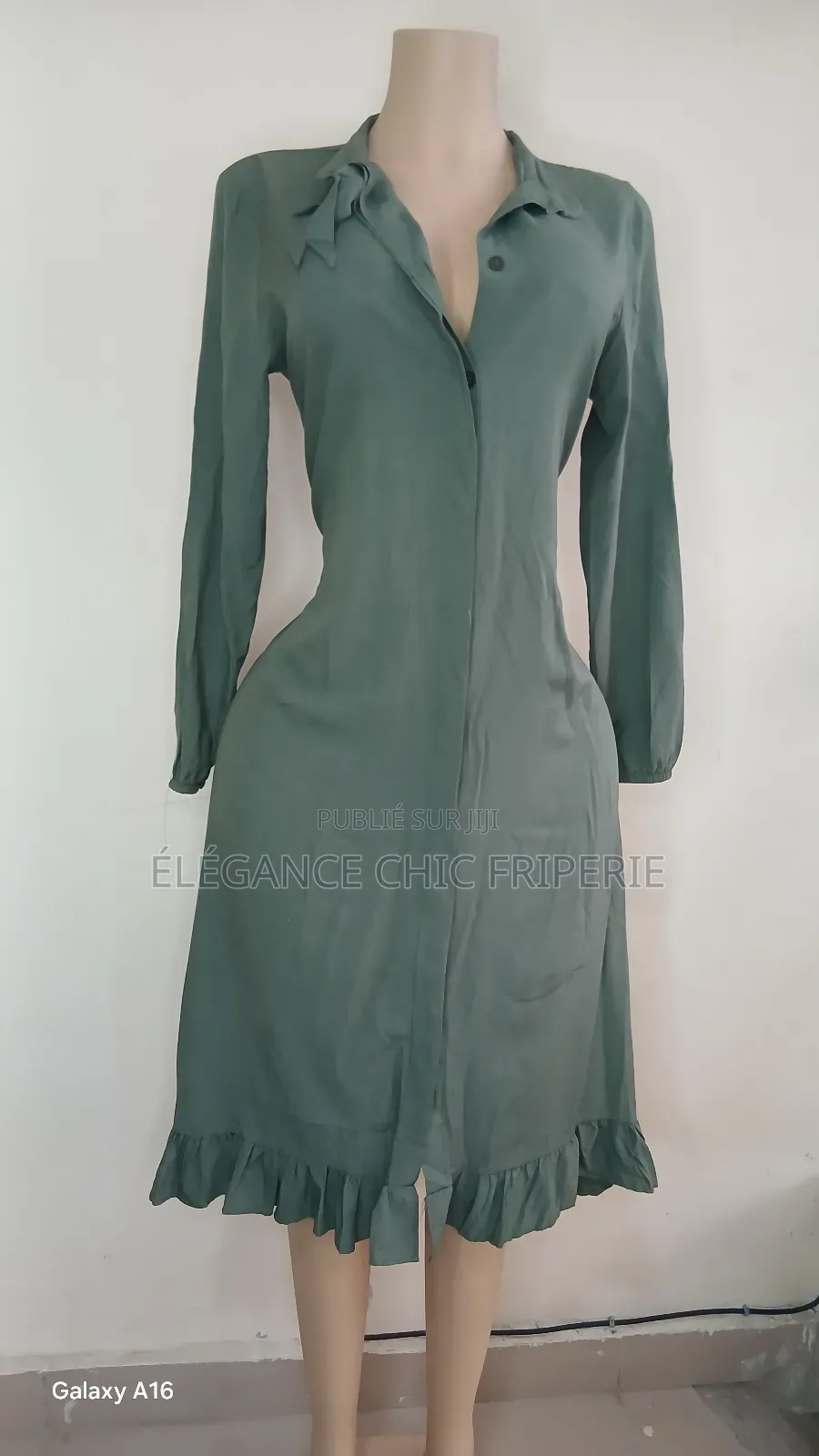 Belle Robe Disponible