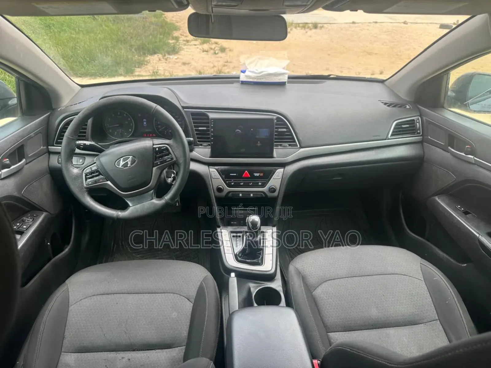 Hyundai Elantra Limited Sedan FWD (2.0L 4cyl 6A) 2017 Argenté