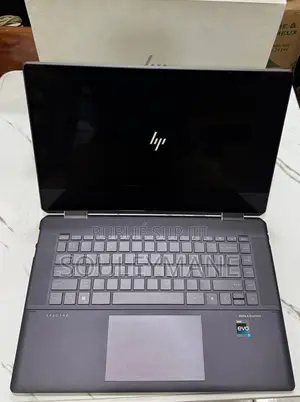 Ordinateur portable HP Spectre X360 15 16GB Intel Core i7 SSD 1T