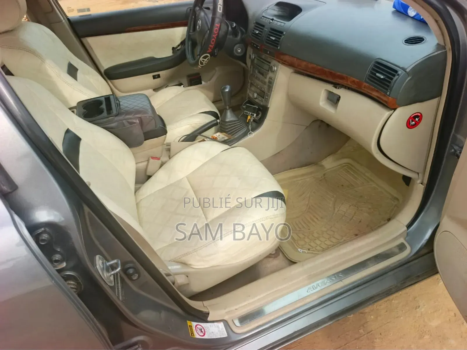 Toyota Avensis 2008 Beige