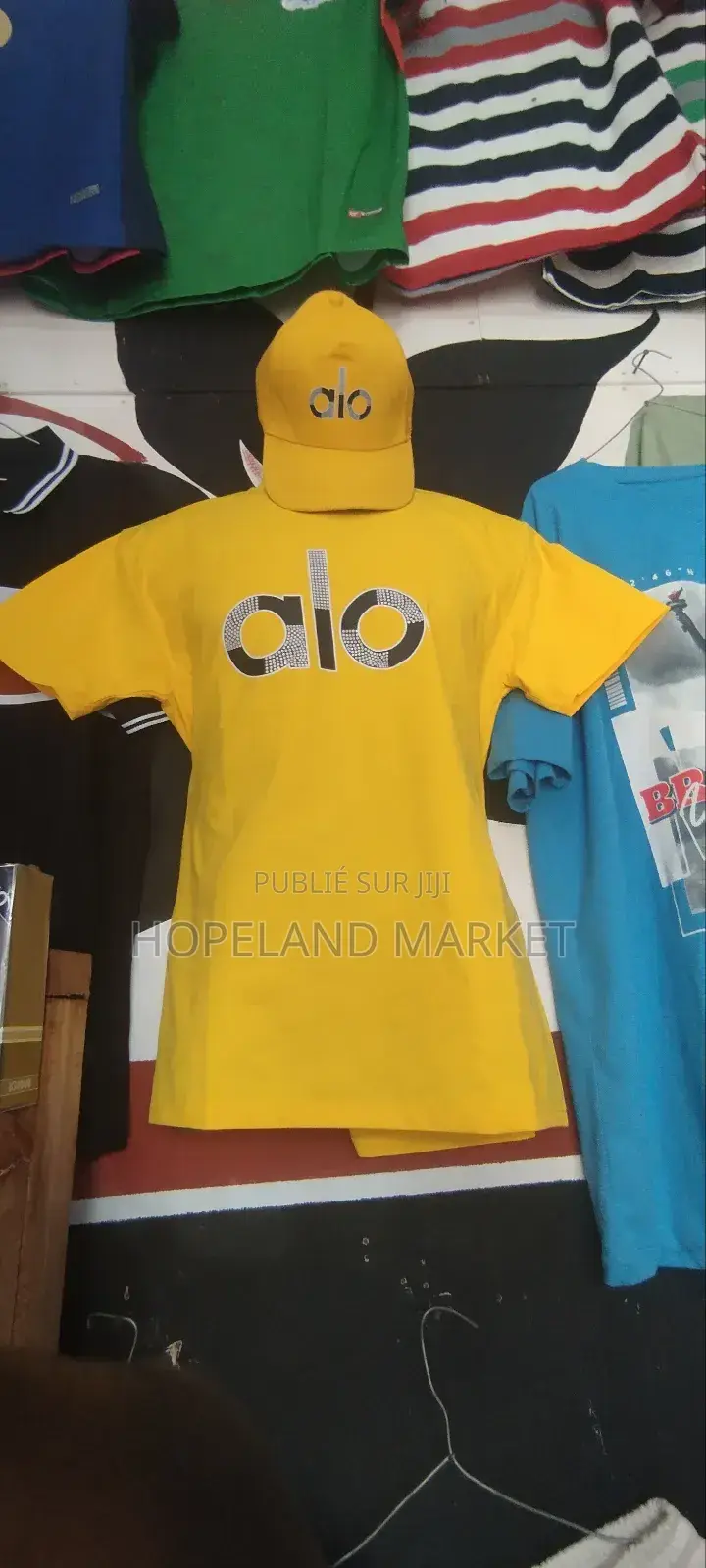 T-Shirt Avec Chapeau