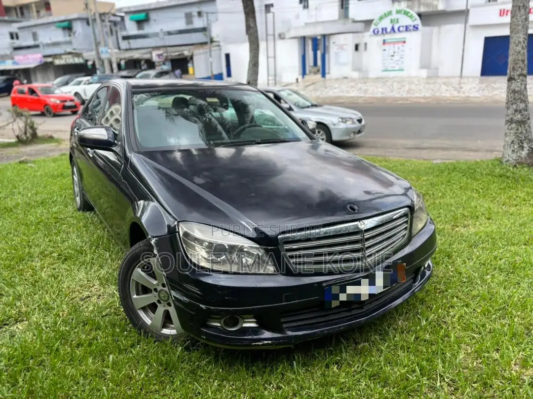 Mercedes-Benz C180 2009 Noir