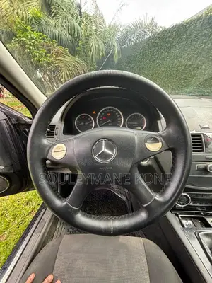 Mercedes-Benz C180 2009 Noir