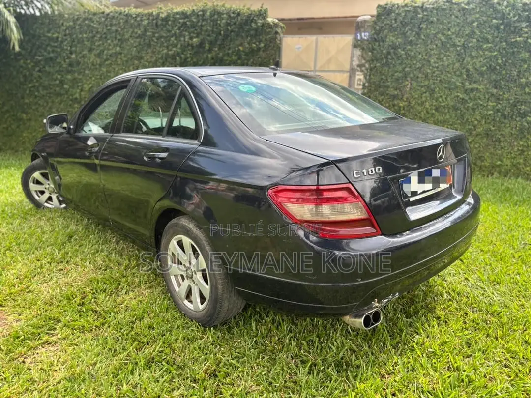 Mercedes-Benz C180 2009 Noir