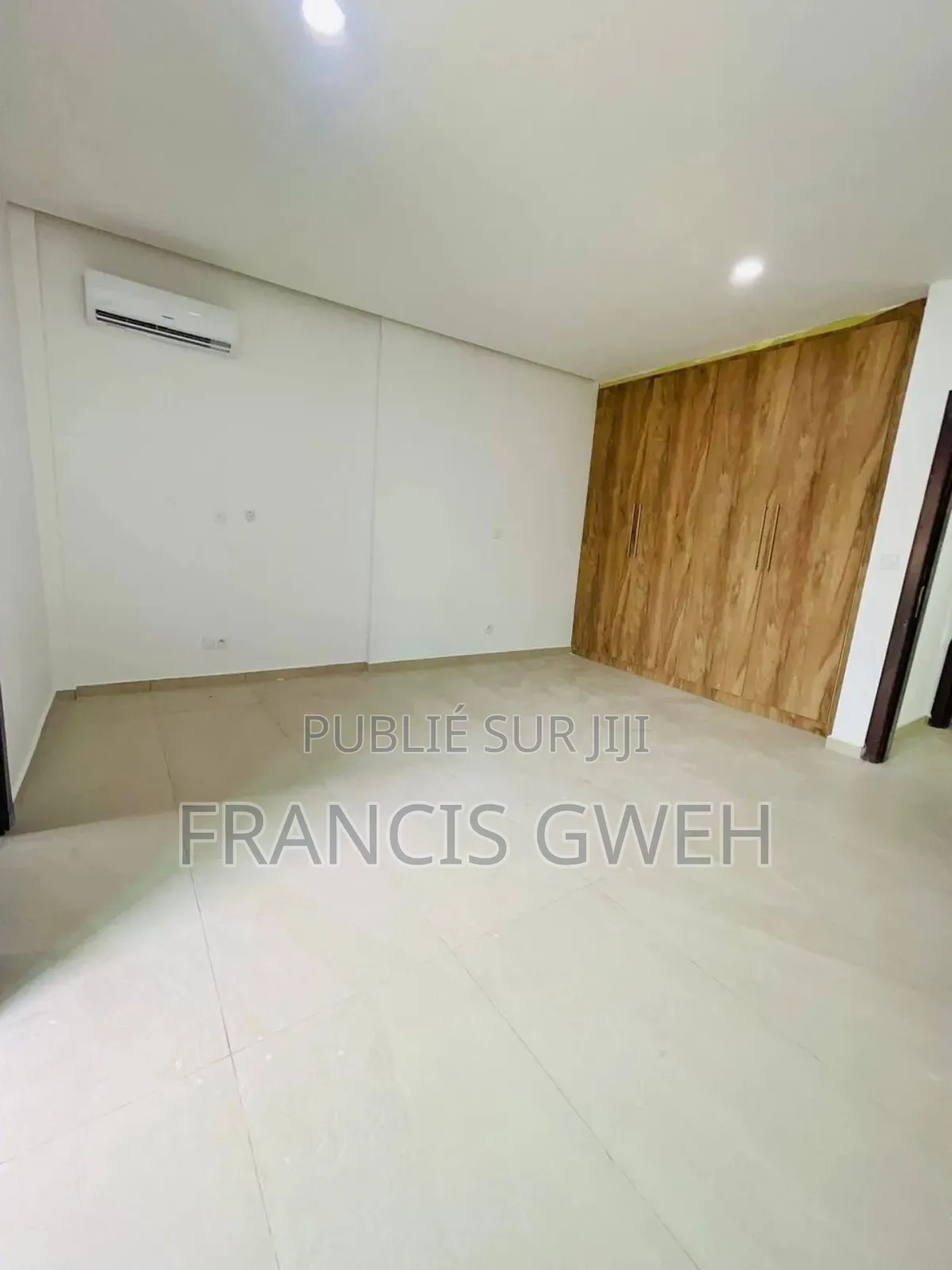 2chbre Appartement dans Francis Gweh, Cocody à Louer