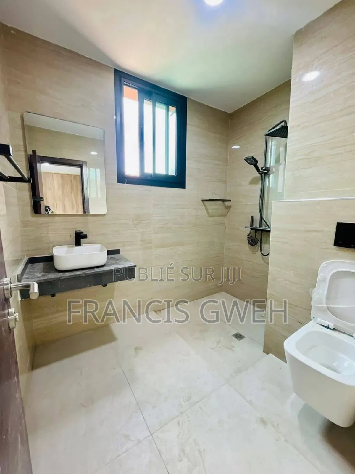 2chbre Appartement dans Francis Gweh, Cocody à Louer