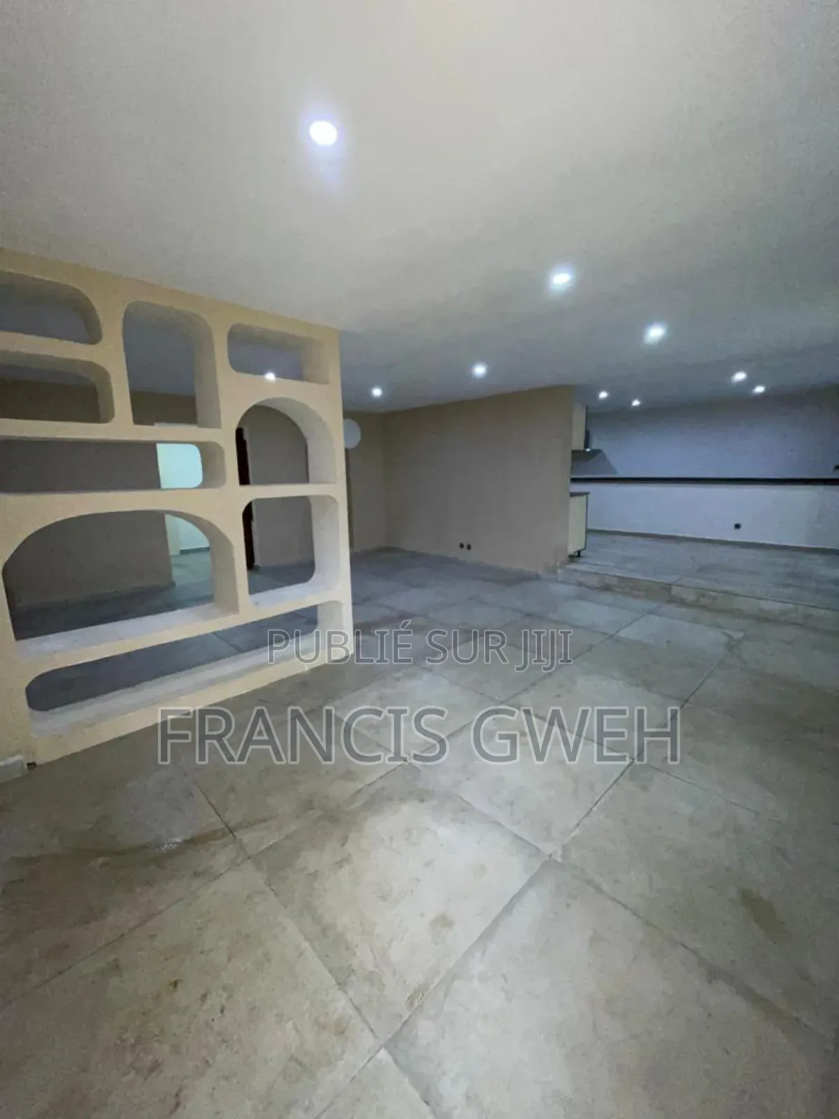 2chbre Appartement dans Francis Gweh, Cocody à Louer