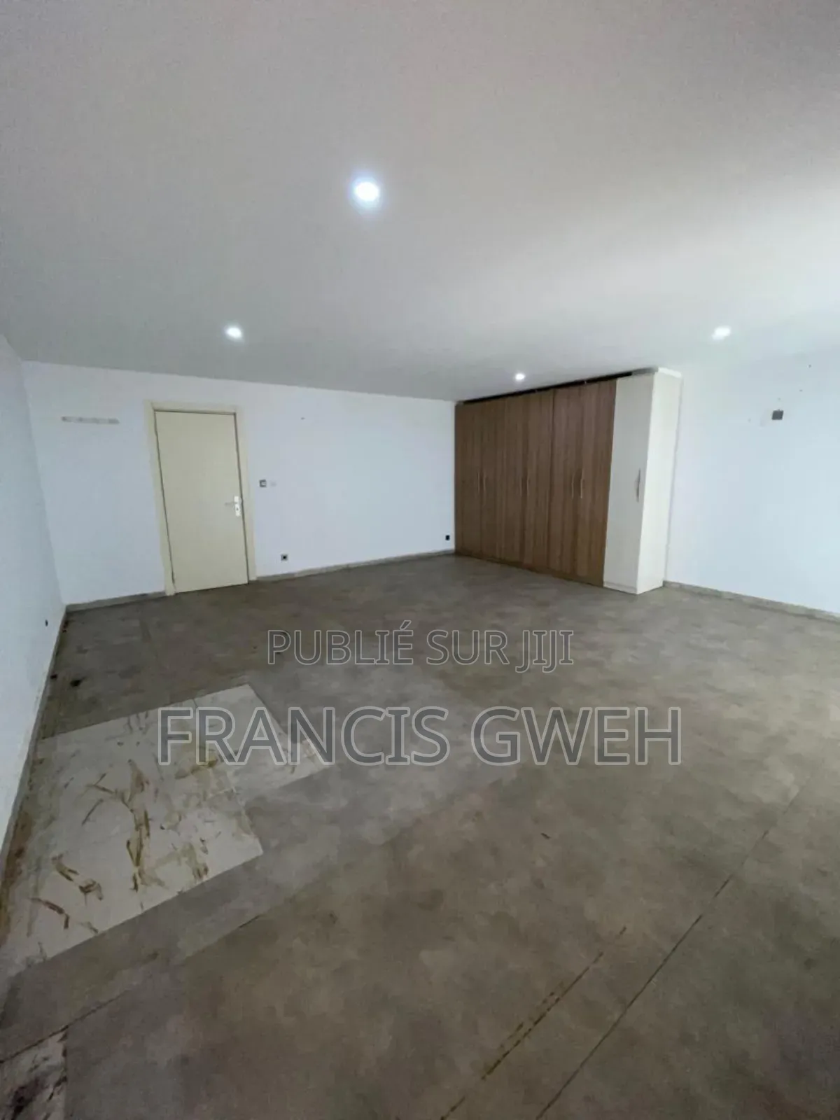 2chbre Appartement dans Francis Gweh, Cocody à Louer