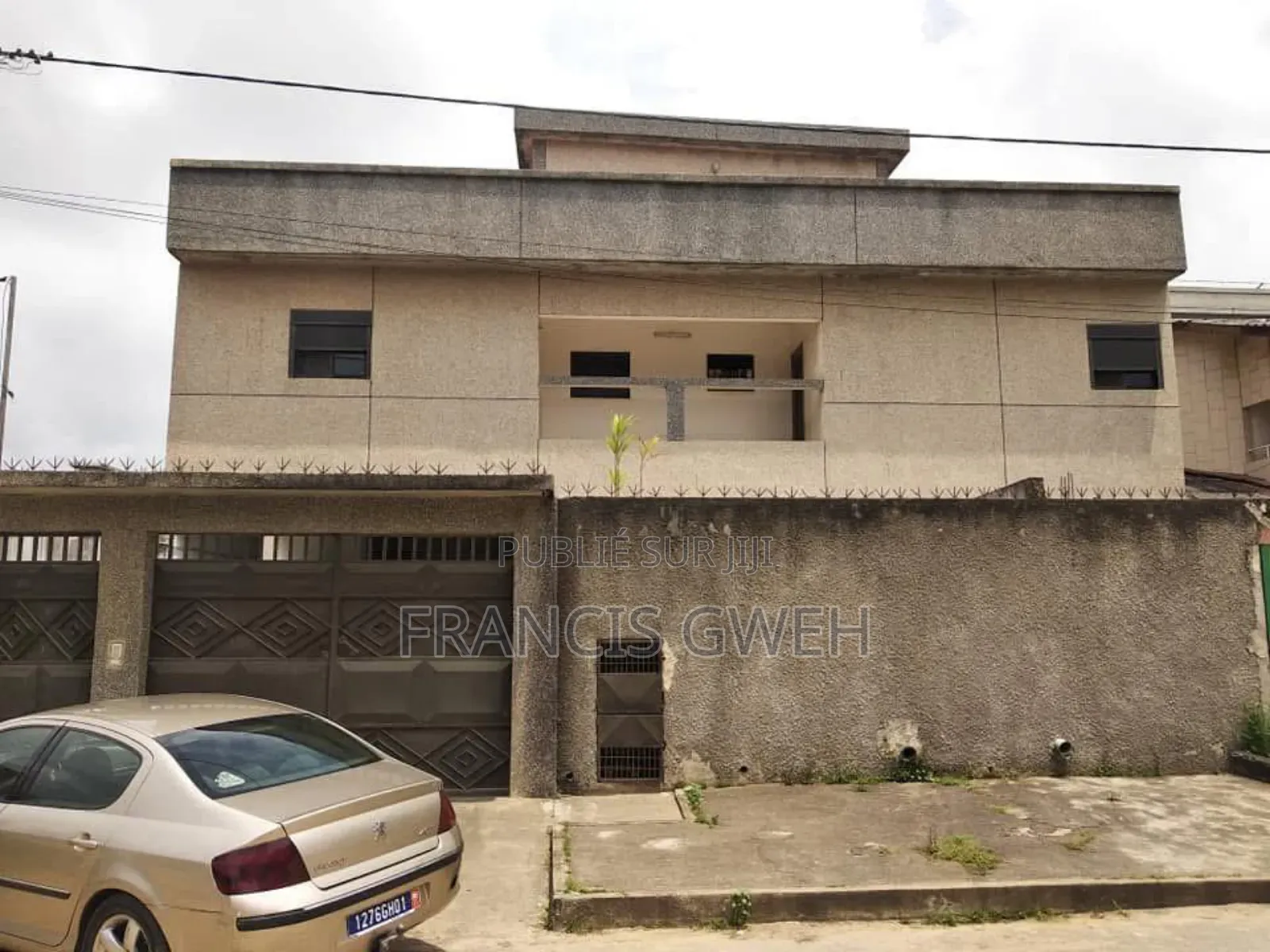 7chbre Duplex dans Francis Gweh, Cocody à Vendre