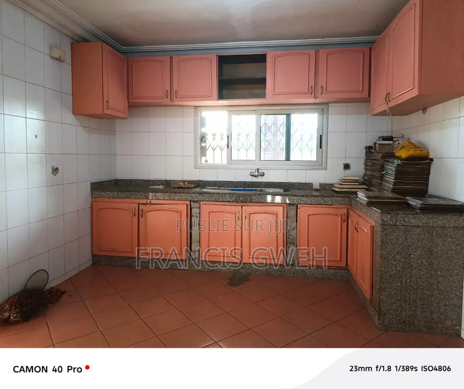 8chbre Duplex dans Francis Gweh, Cocody à Vendre