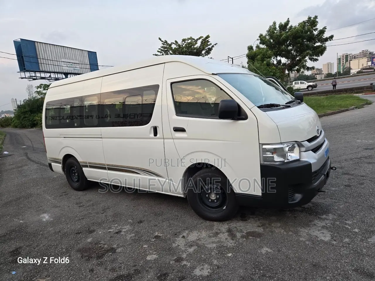 Nouveau Toyota HiAce 2025 Blanc