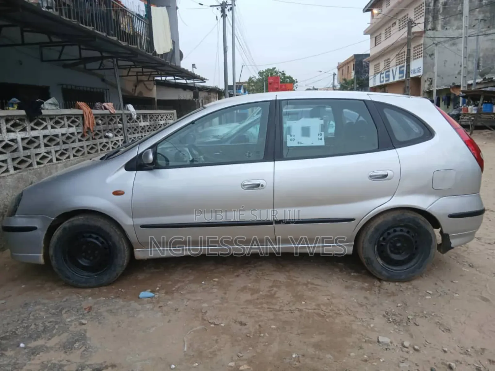 Nissan Almera Tino 2002 Gris