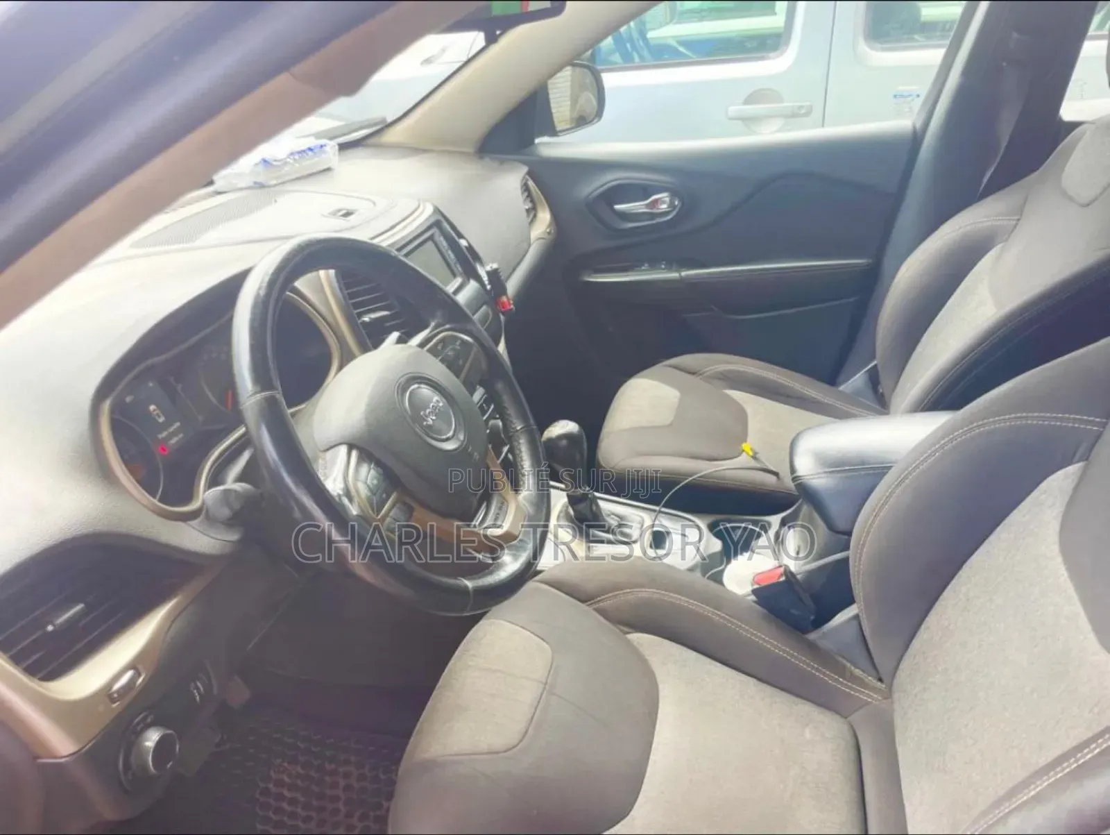 Jeep Cherokee Latitude 4dr SUV (2.4L 4cyl 9A) 2015 Noir