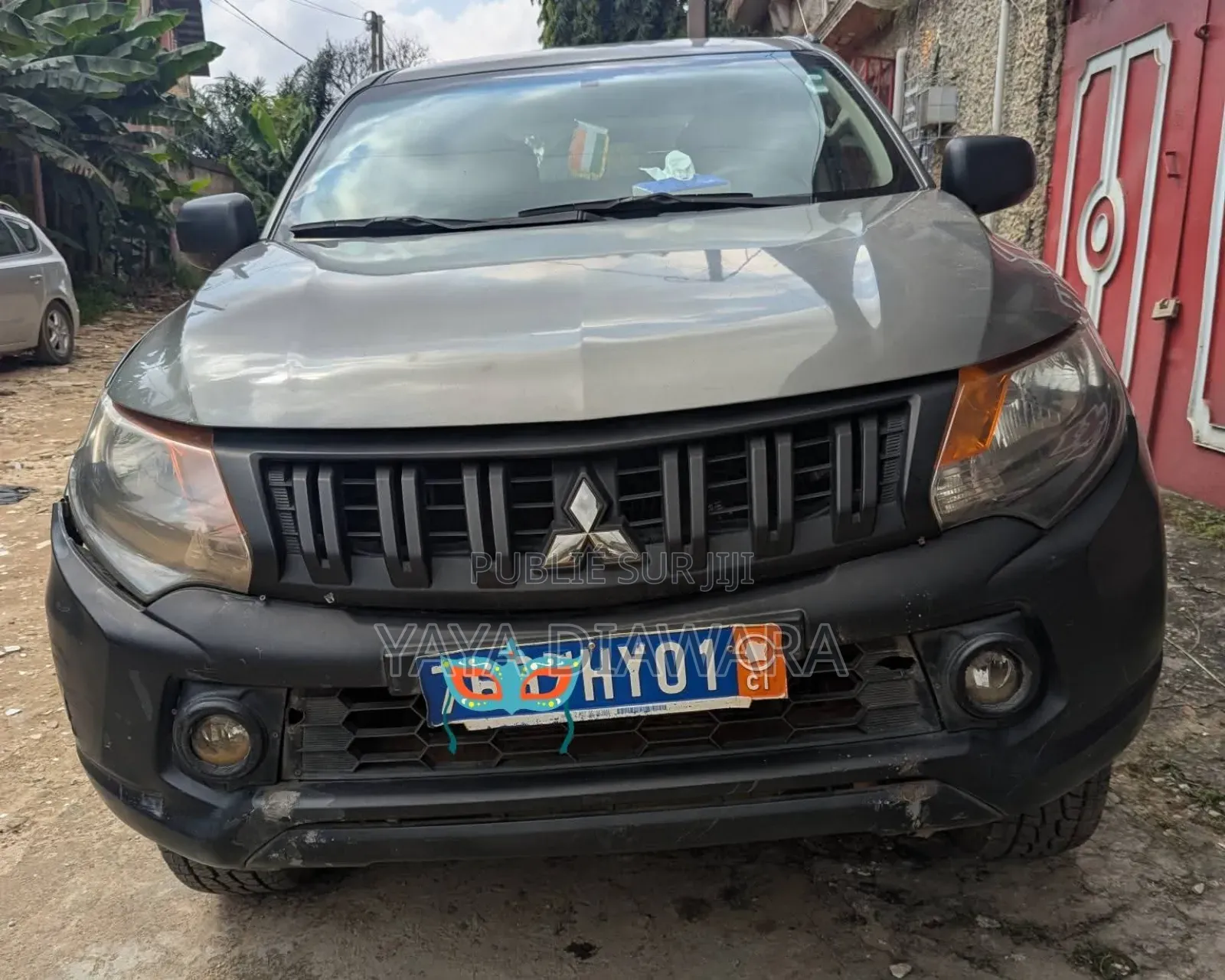 Mitsubishi L200 2018 Gris