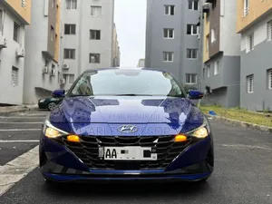 Hyundai Elantra 2022 Rouge