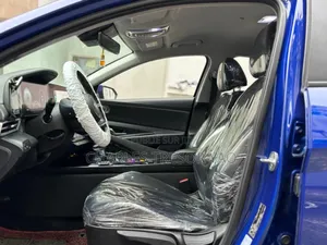 Hyundai Elantra 2022 Rouge