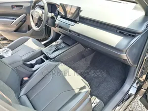 Nouveau Toyota Corolla Cross 2026 Noir