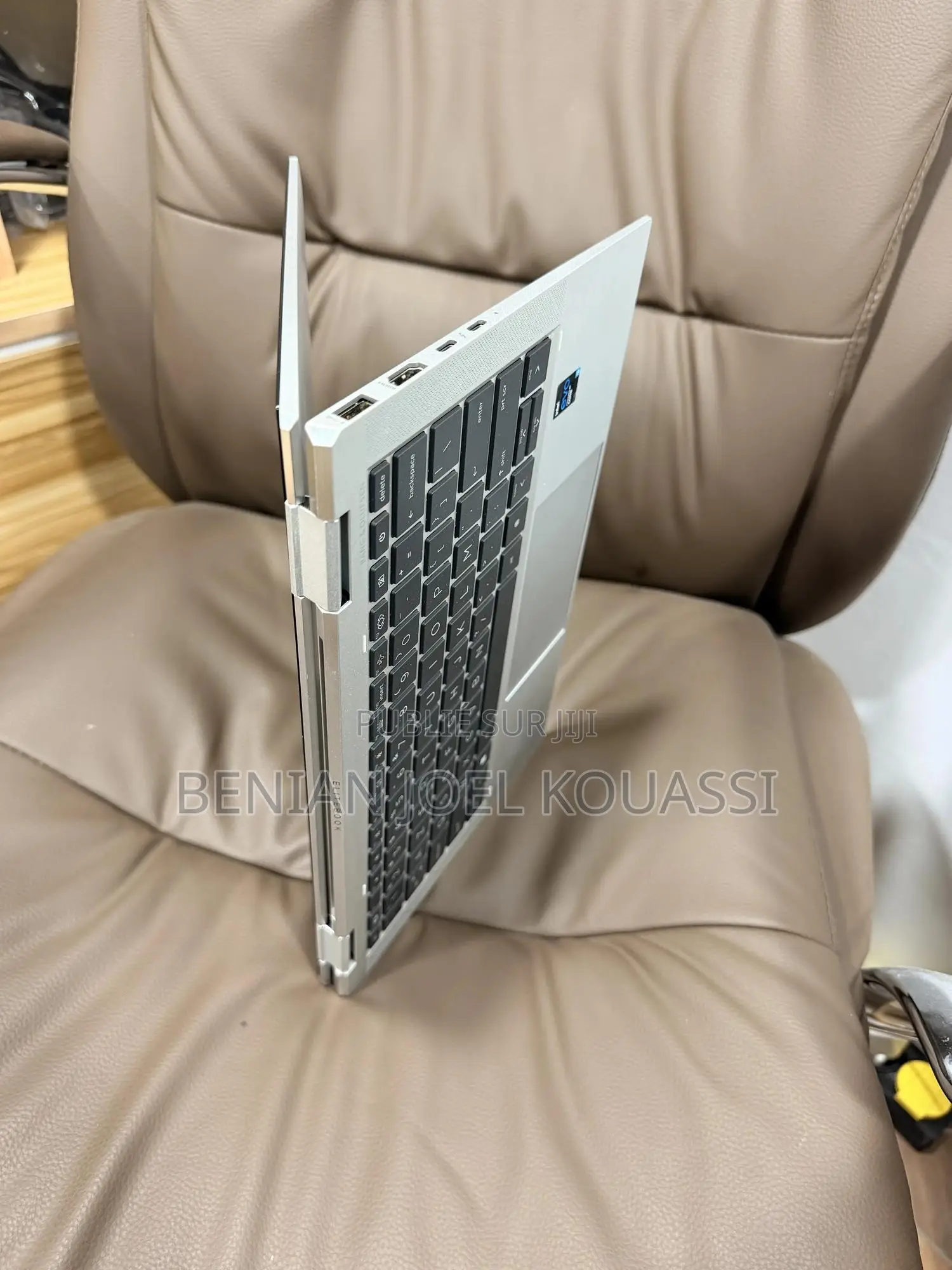 HP EliteBook x360 1030 G8 16GB Intel Core i5 SSD 256GB